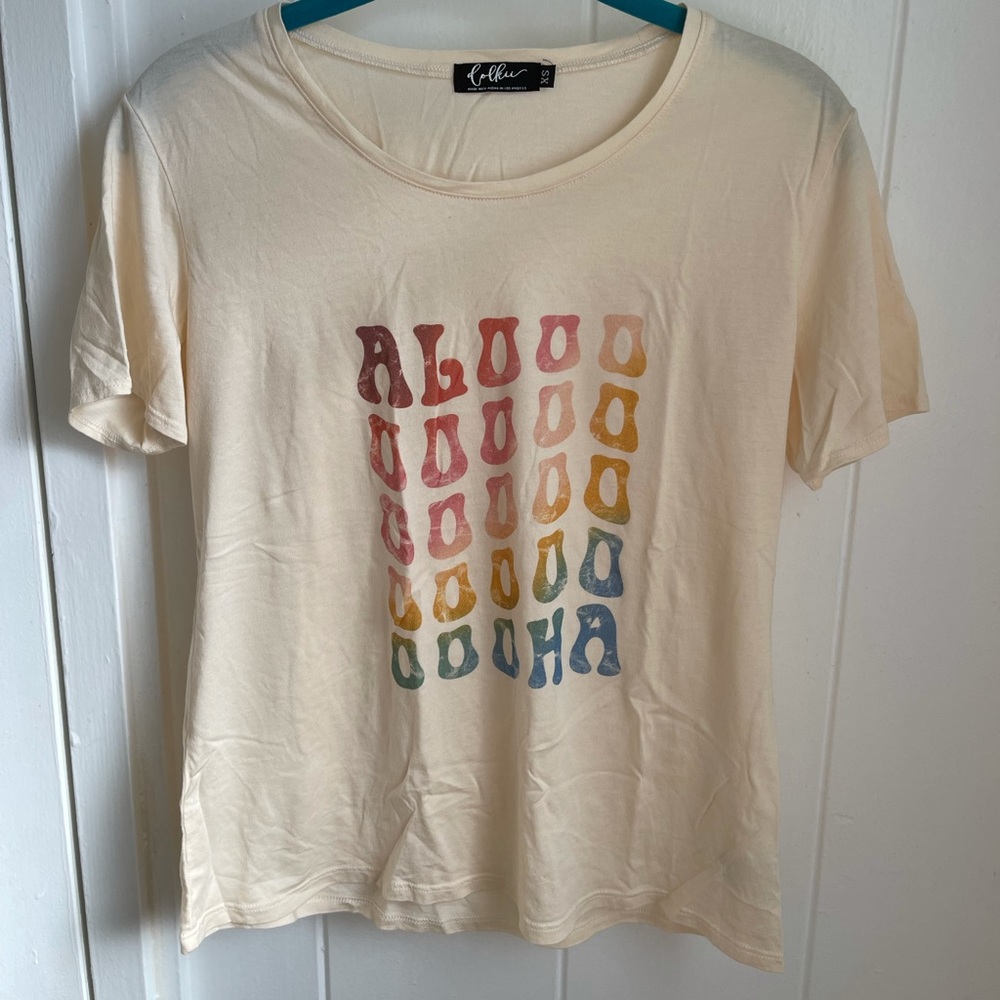 Dolkii aloha rainbow tee size xs